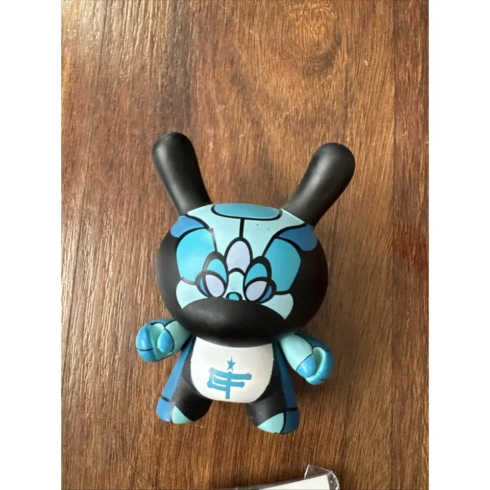kidrobot figure lot Joe Ledbetter Griffin, Mist Mindzai, Dunny Serie‎ 4 3”